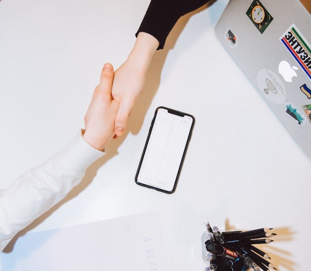 How to create a landing page to attract more clients