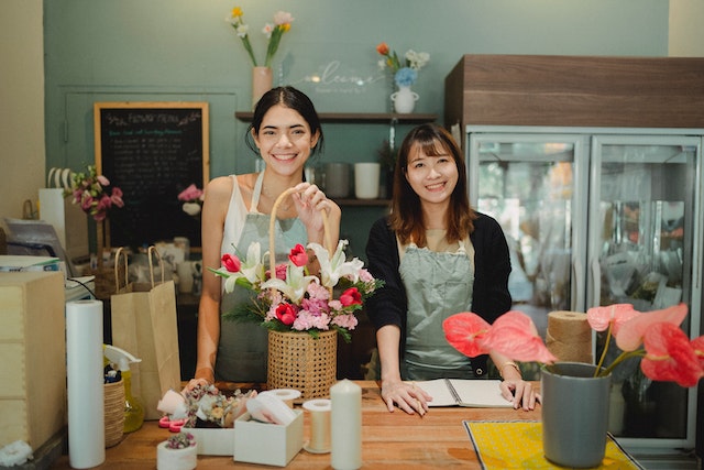 Small business owners with an Amazon Prime account now get free Business Prime Duo account