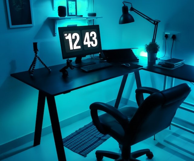 Scientists say we shouldn't work an 8-hour day