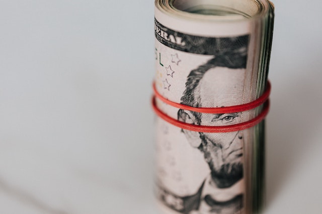 Client profitability and CEO bonus payouts: could they be bargaining tools when pitching to clients?