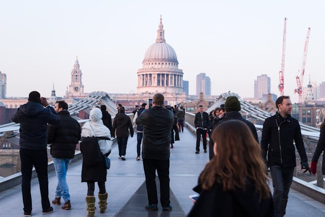 Walkie Talkies: Aristotle’s therapeutic technique is helping people leave their troubles behind in London’s unique neighbourhoods and green spaces