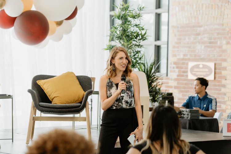 You know those freelancers you see on Insta who boast multiple revenue streams and a wanderlust lifestyle? Some aren't faking it. They're real. Meet Sam Laliberte