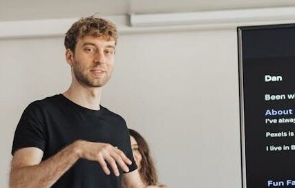 Pitching to win: Stop over-explaining, get people to listen and land more clients