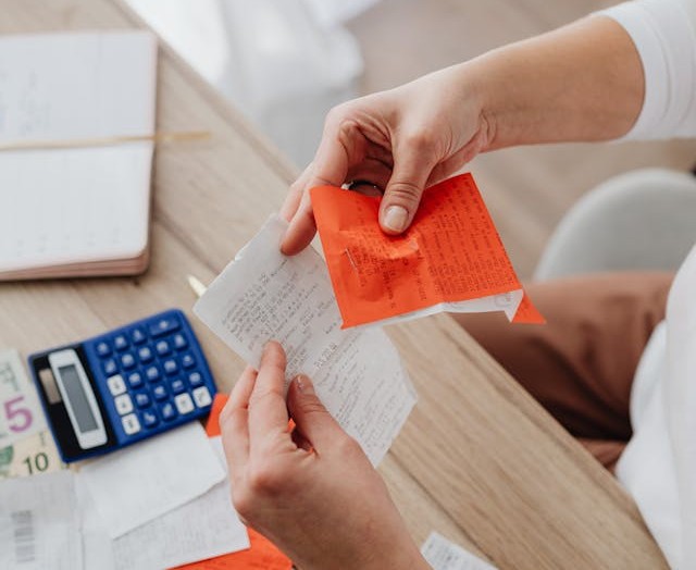 AI receipt & invoice fraud a threat to freelancers