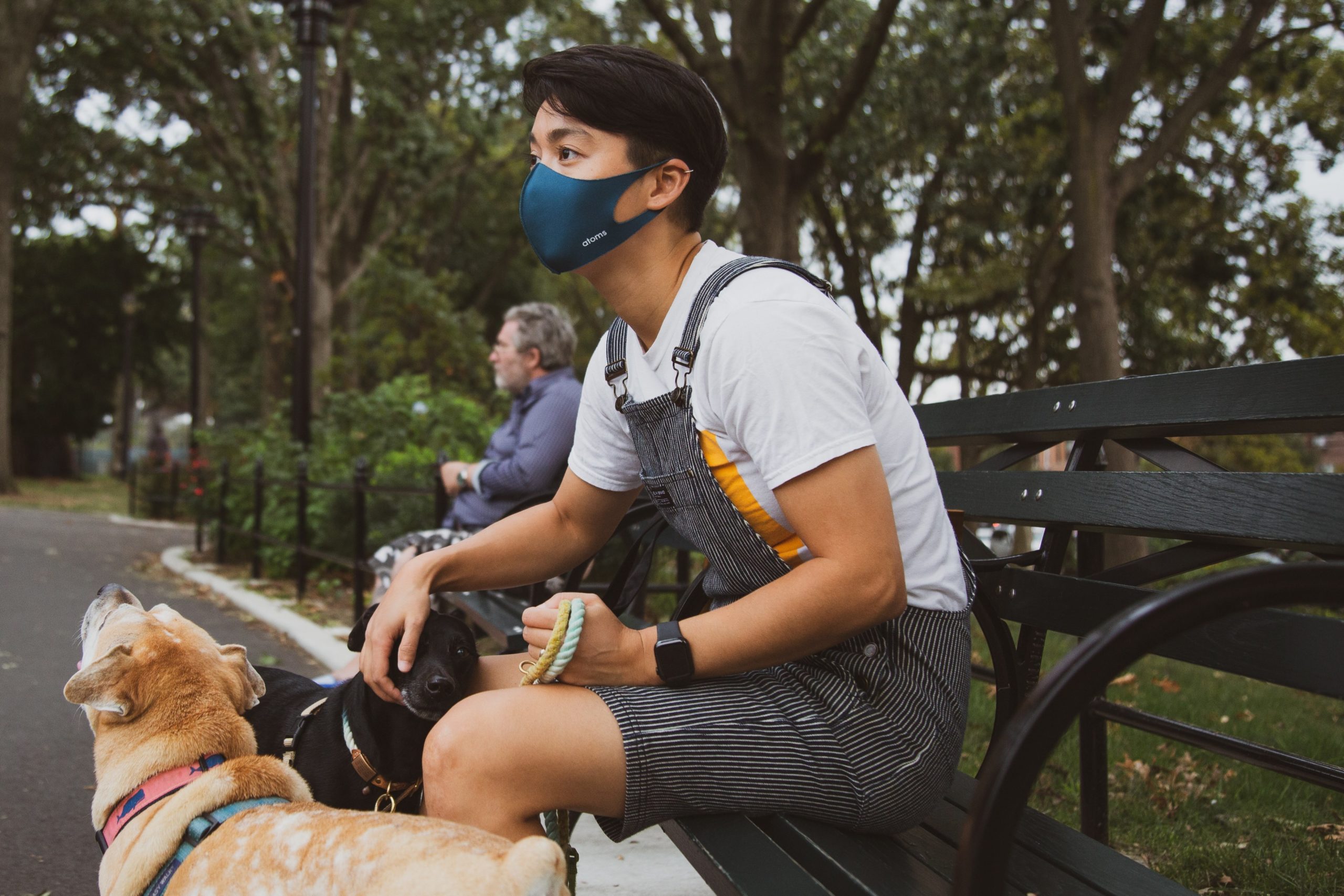 'Mask doubling and knotting' method nearly doubles protection against COVID according to CDC research