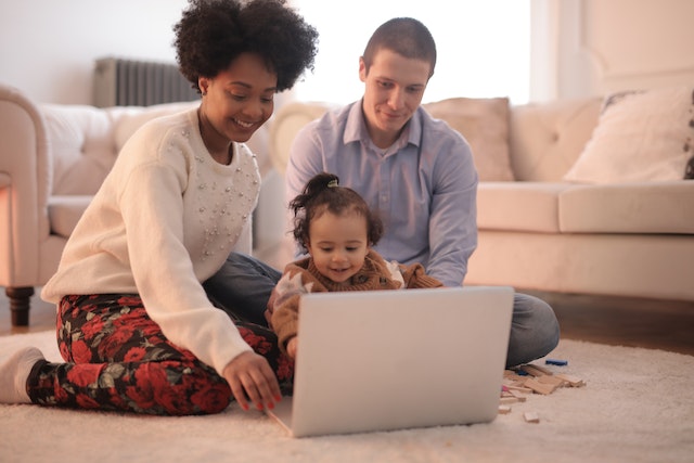 Crucial money tips for freelancers with kids