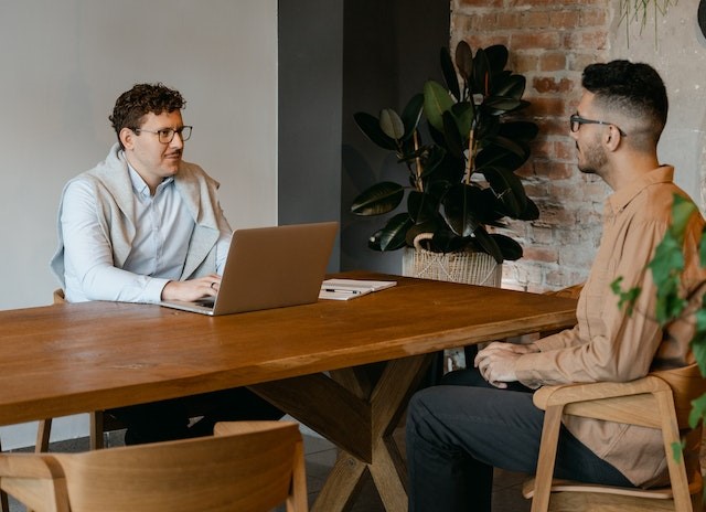 2 in 5 SMEs worried about insolvency: can freelancers help them survive the storm?