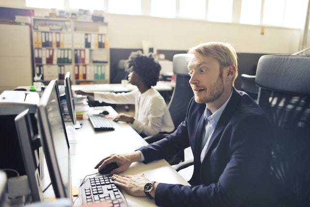 Off-payroll working: firms spending 74 times HMRC’s estimated cost