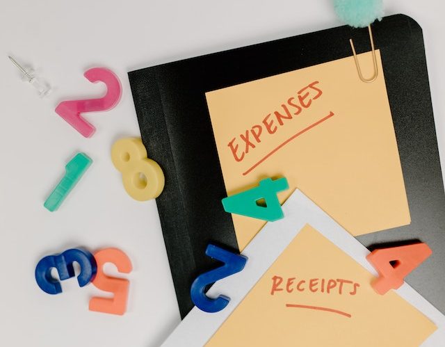 HMRC: self-employed mandatory digital record keeping and quarterly reports delayed until 2026