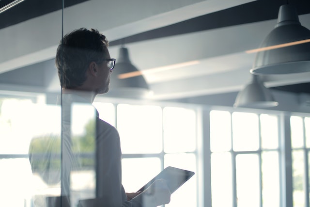 Are you more suited to fractional consulting or contracting?